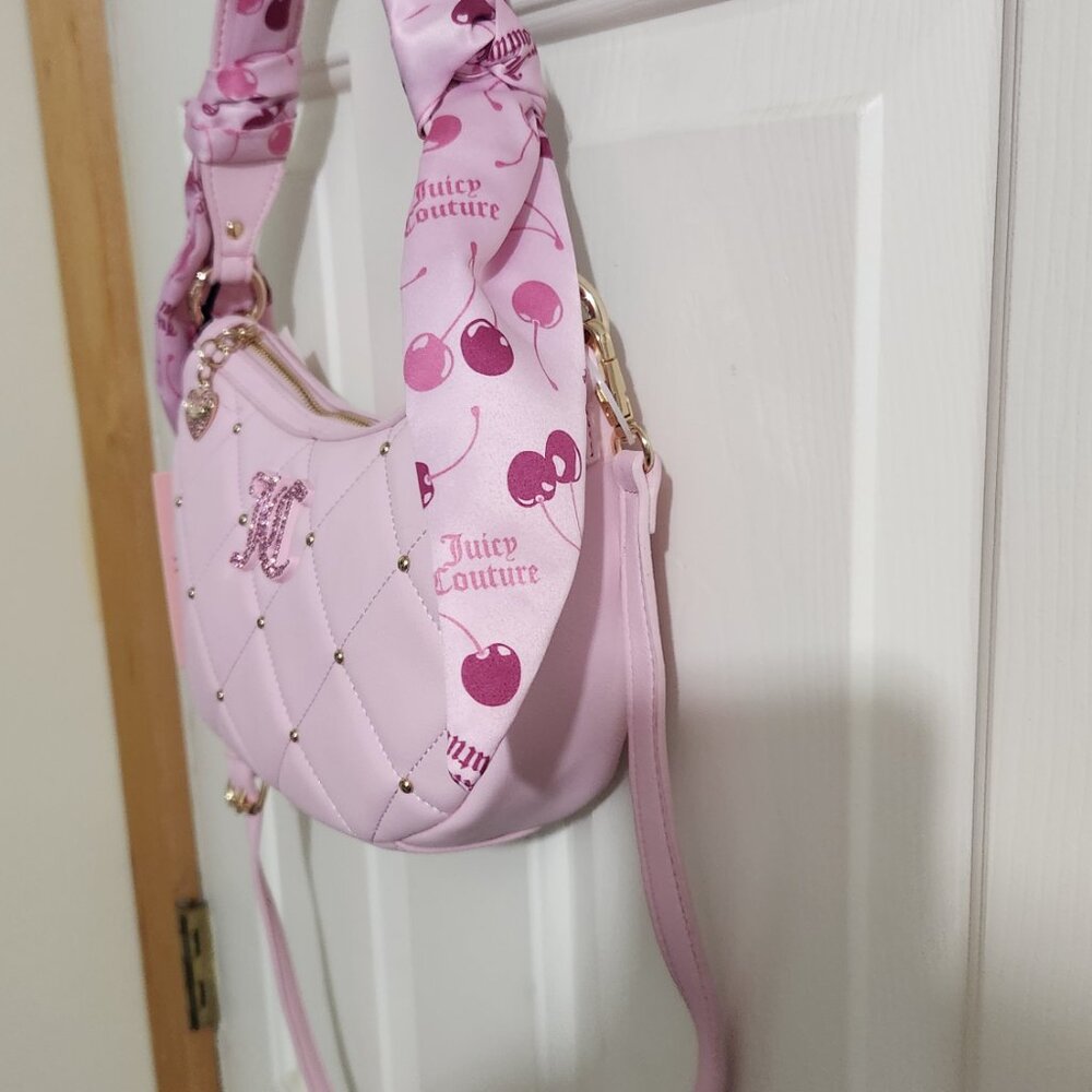 Juicy Couture Pale Pink Quilted Shoulder Bag with Gold Hardware - Picture 4 of 9